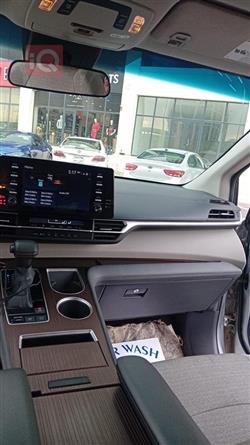 تويوتا سيينا